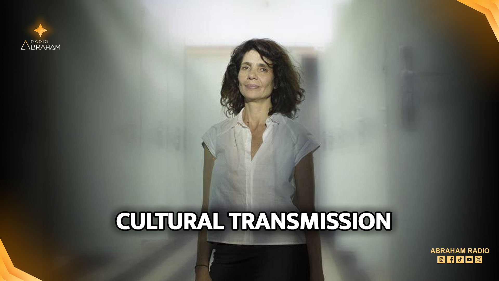 Filmmaker Clara Elalouf speaking about multi-generational Sephardic narratives and her documentary film Diaspora.